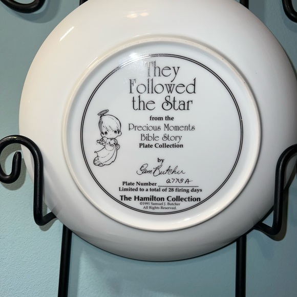 The Hamilton Collection from Precious Moment Bible Story Plate Collection (3) - Picture 5 of 7